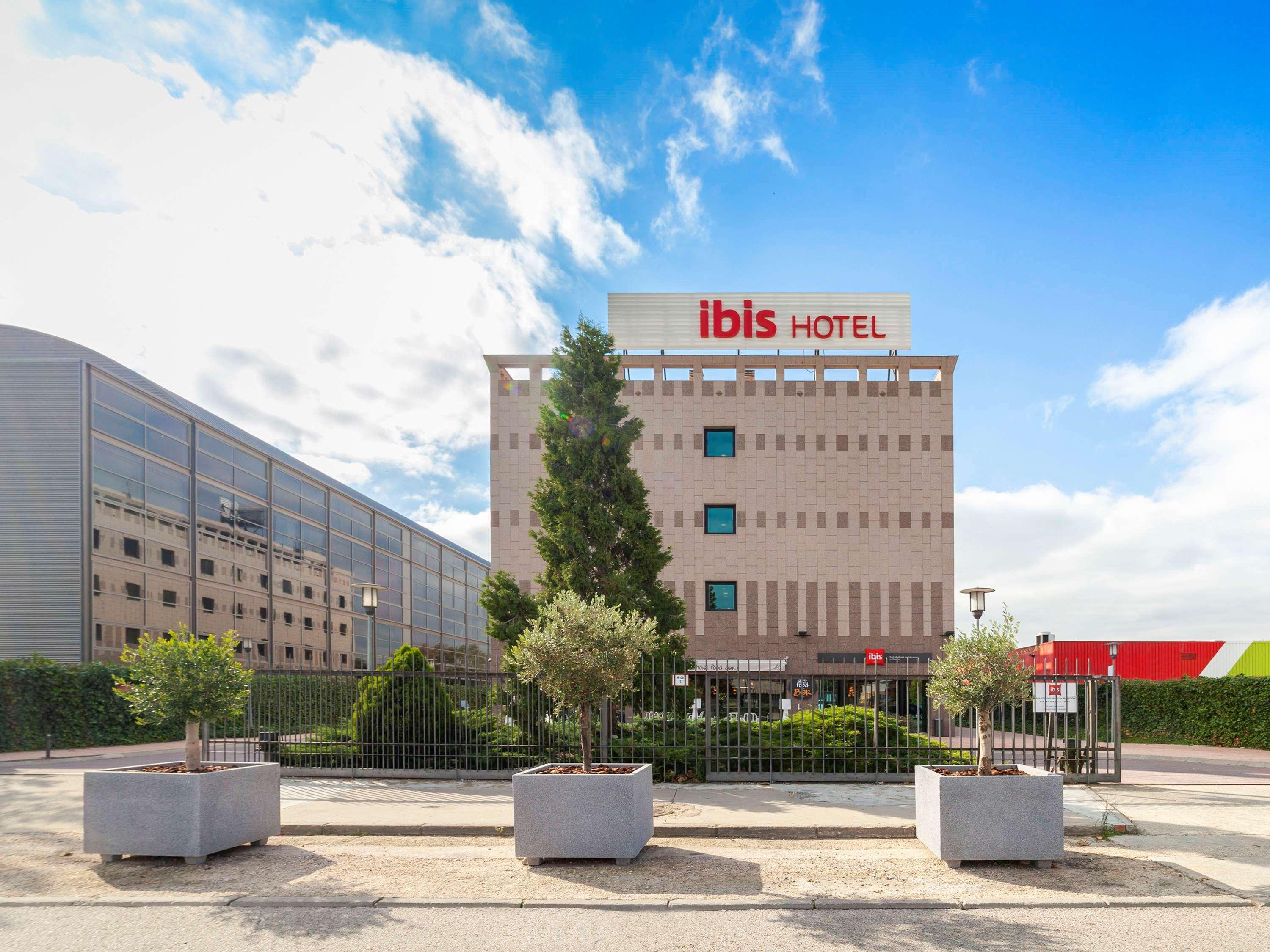 Ibis Alcala De Henares La Garena Hotel Exterior photo